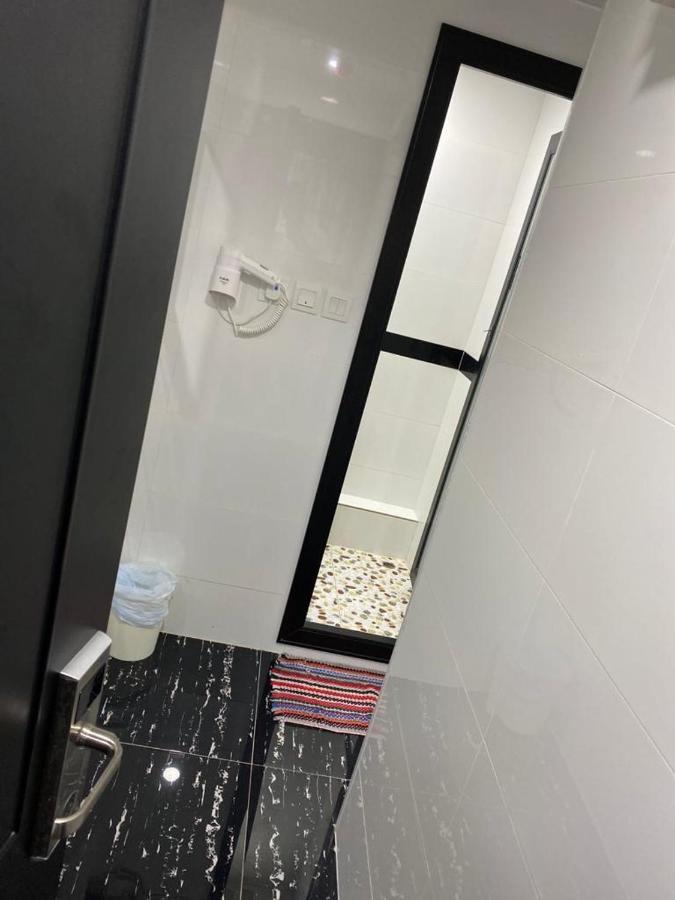 Wisma tamu Hk Block E